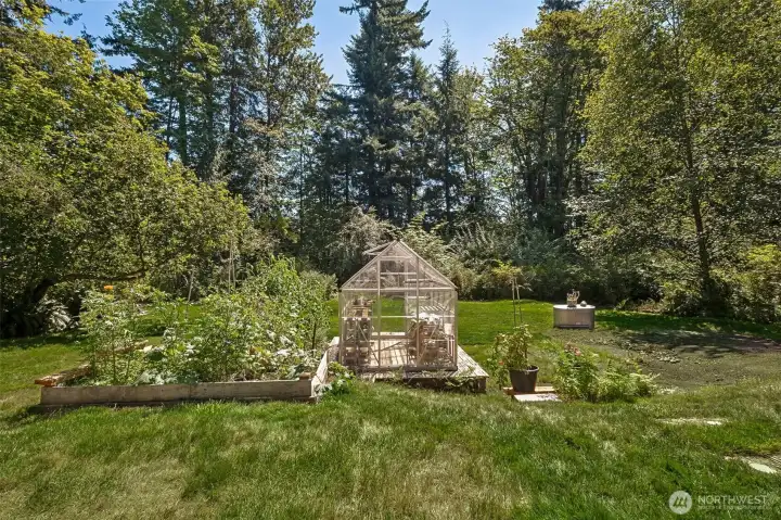 And bring your animals! Hobby farming, anyone?