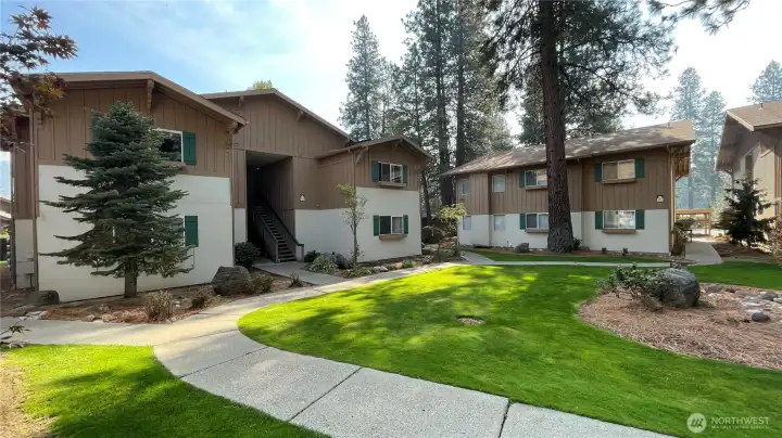 Welcome to Grizzly Hideaway