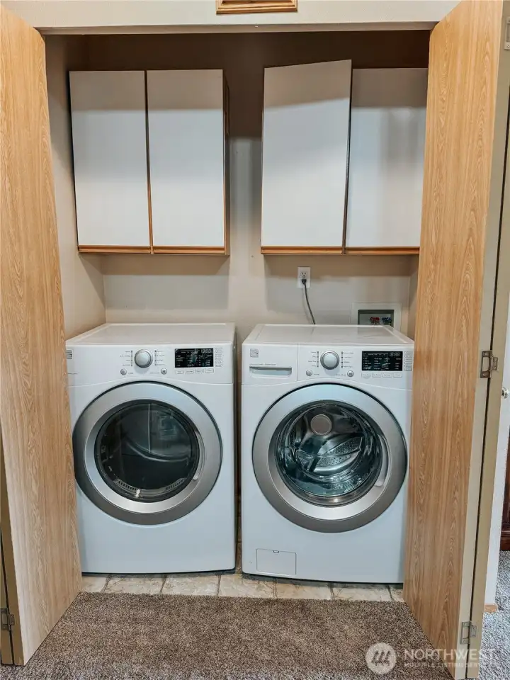 Unit has Washer/Dryer Closet
