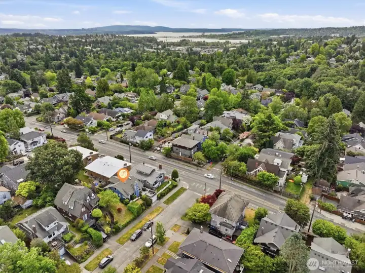 Aerial photo looking south and east. You can see Lake Washington. Remarkable 95 walk score! Walk to light rail, Whole Foods, cafes & more! You are also only minutes to downtown, Amazon, & 502 making life exceptionally convenient. To top it off, the home is located in #1 sought after school cluster! Aerial photo looking south and east. You can see Lake Washington. Remarkable 95 walk score! Walk to light rail, Whole Foods, cafes & more! You are also only minutes to downtown, Amazon, & 502 making life exceptionally convenient. To top it off, the home is located in #1 sought after school cluster!