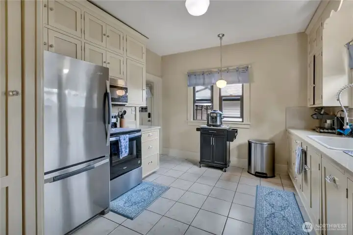 Open kitchen