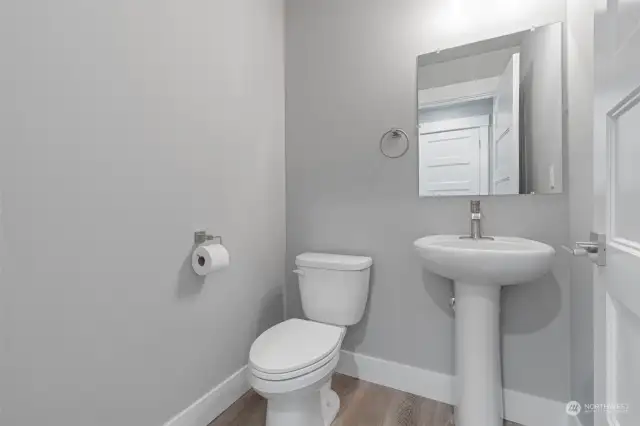 1/2 Bathroom