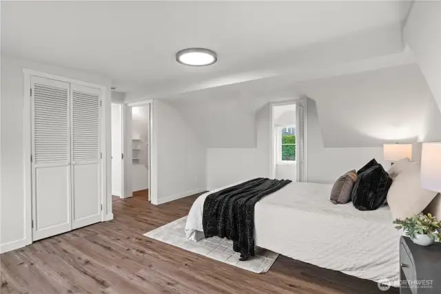 primary with walk-ins and laundry