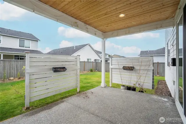 covered patio with privacy