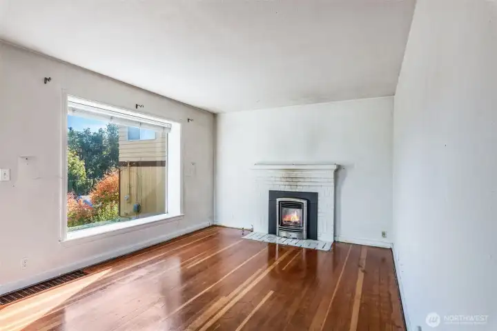 Another view of the light and bright living room!