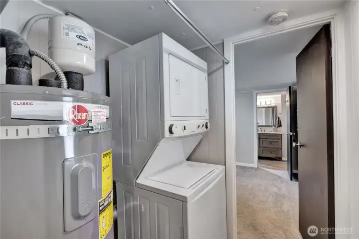 Stackable washer/dryer.