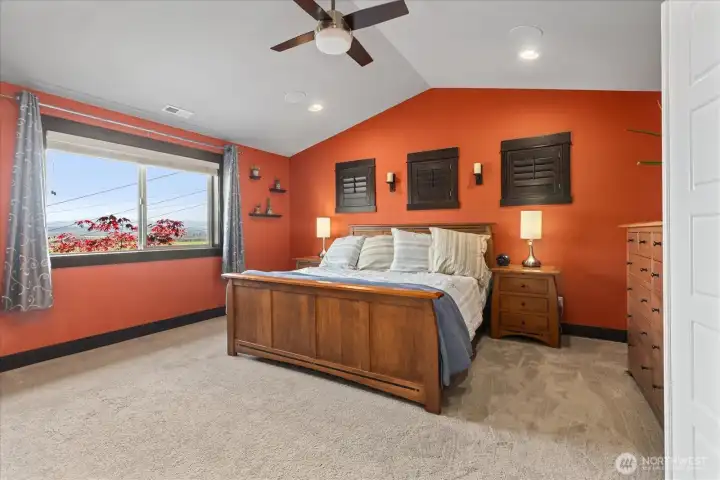 Primary Owners Suite with Vaulted Ceilings- Ceiling fan and amazing views