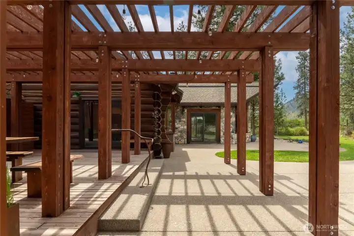 Pergola for architectural interest and practical shade coverage. Pergola for architectural interest and practical shade coverage.