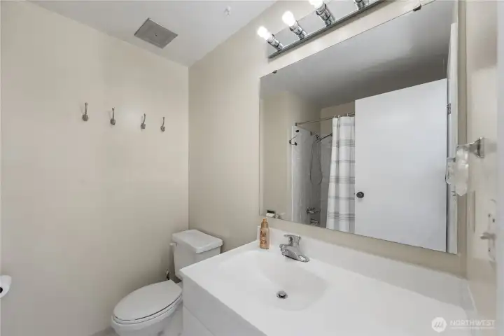 Shared full bath on main.