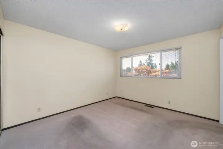 Bedroom 3 (Main)