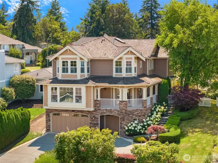 Exceptional craftsmanship, timeless architecture, and a commanding hilltop setting combine to create an unforgettable first impression. Exceptional craftsmanship, timeless architecture, and a commanding hilltop setting combine to create an unforgettable first impression.