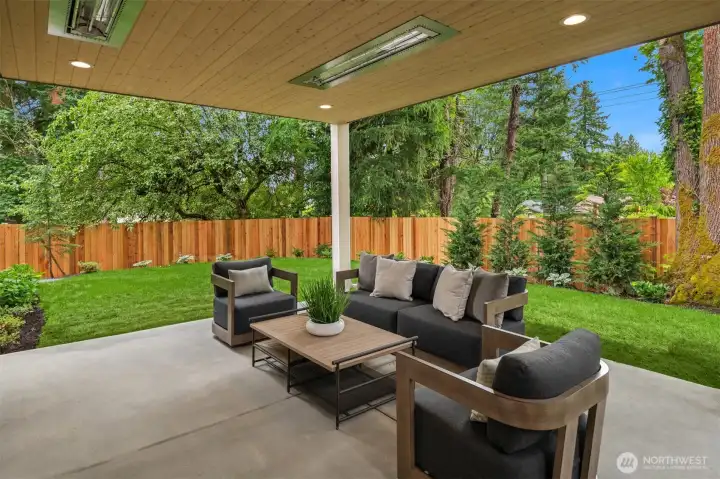 Outdoor covered living area
