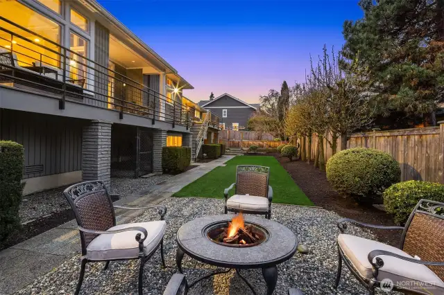 Every single thing about this property is 'dialed in." Clean as a whistle and manicured to perfection, in the background check out the expansive turf area ... ready for your favorite backyard sport.