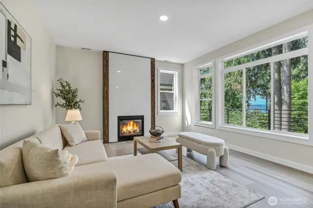 Family room with view of Lake Sammamish.