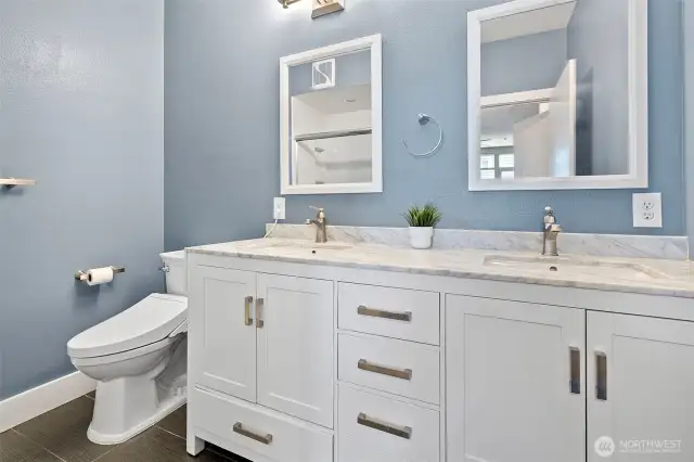 . . an ensuite.