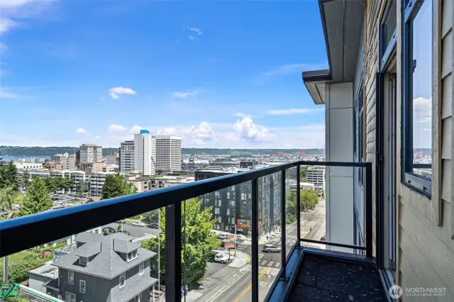 Don’t miss your chance to own this exceptional urban retreat.
