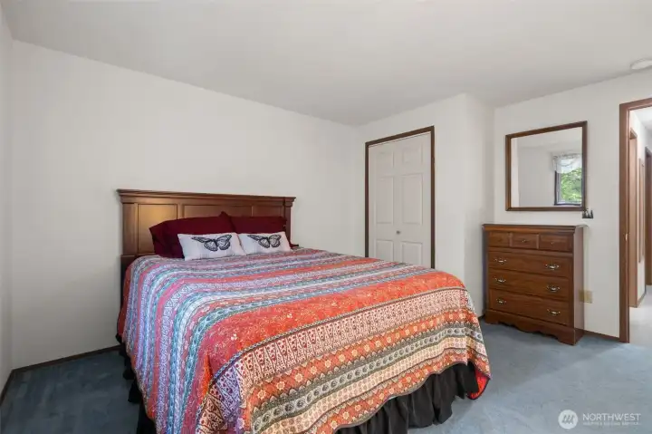 New queen beds can stay