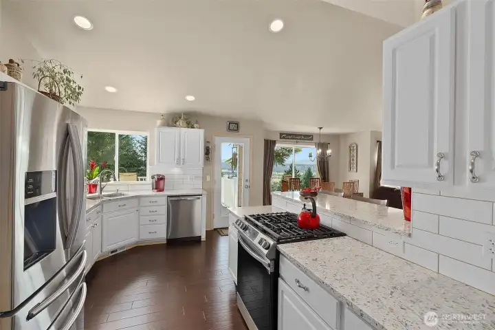Beautiful Granite Counter-Tops