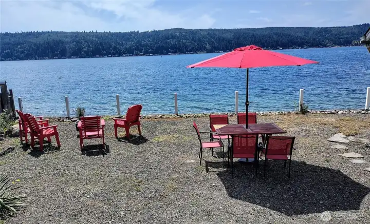 Plenty of room to entertain.