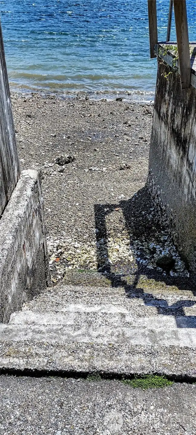 Stairs down to the beach.