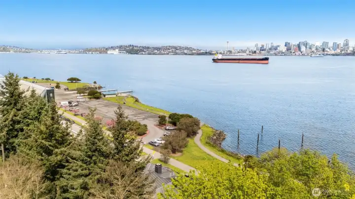 Endless Puget Sound, Mountain & City views!