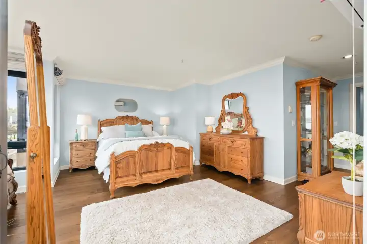 Generously sized primary suite