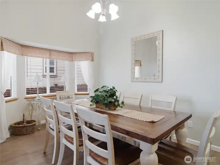 Dining Area has Bay Window