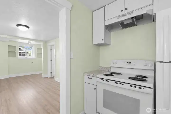 Unit 3 Kitchen. Virtually decluttered. Unit 3 Kitchen. Virtually decluttered.