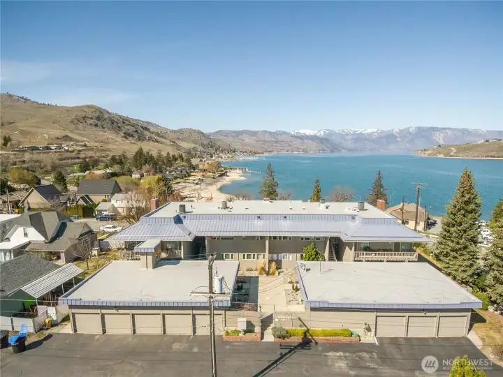 The Lakeview West Residences are on the corner of S 3rd and Okanogan. Guest parking and entry from the rear of the complex. The Lakeview West Residences are on the corner of S 3rd and Okanogan. Guest parking and entry from the rear of the complex.