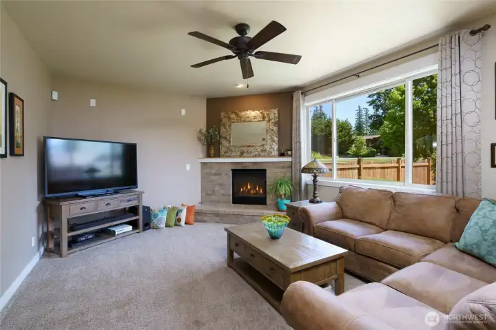 Family room with propane fireplace. Family room with propane fireplace.