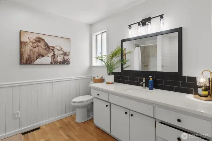 Primary bathroom suite! Primary bathroom suite!