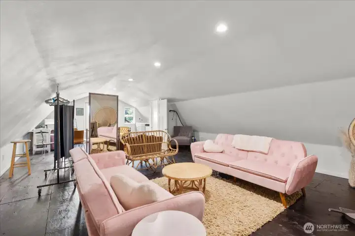 Upstairs area of barn-style pole building with half bathroom. Perfect to use for guests! Upstairs area of barn-style pole building with half bathroom. Perfect to use for guests!