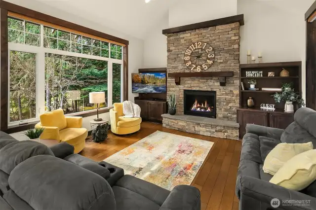 Great Room- with plenty of comfy seating!