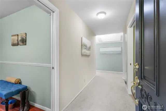Entry - Large mudroom and Hallway