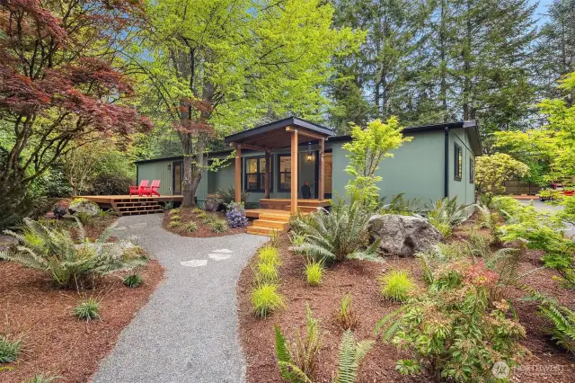 Northwest Living, Mature Landscape