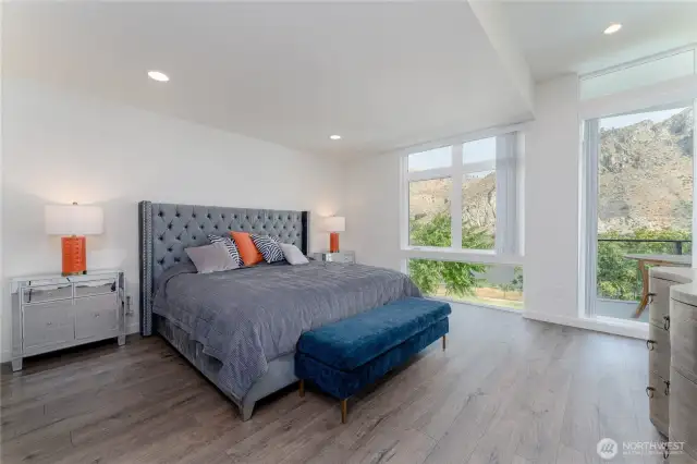 2nd Primary Bedroom