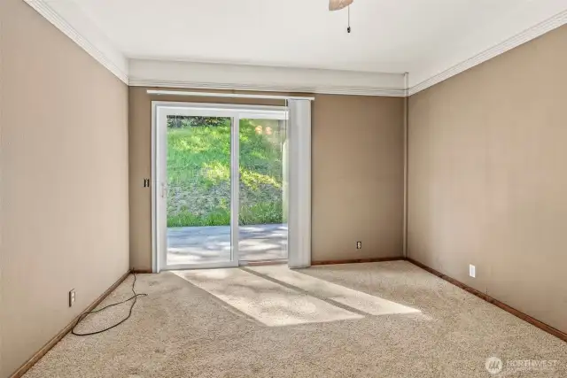 Downstairs bedroom #1