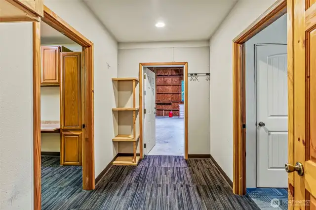 Hallway to bedrooms, laundry and shop
