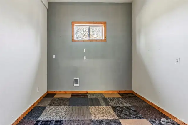 Downstairs bedroom #2