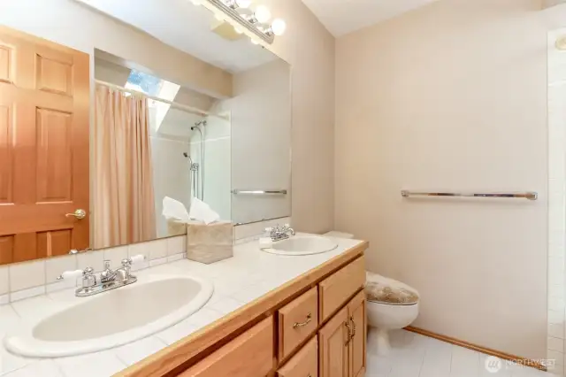 Another look at the upper-level bath, also with double vanities!