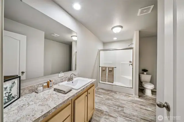 Primary Ensuite