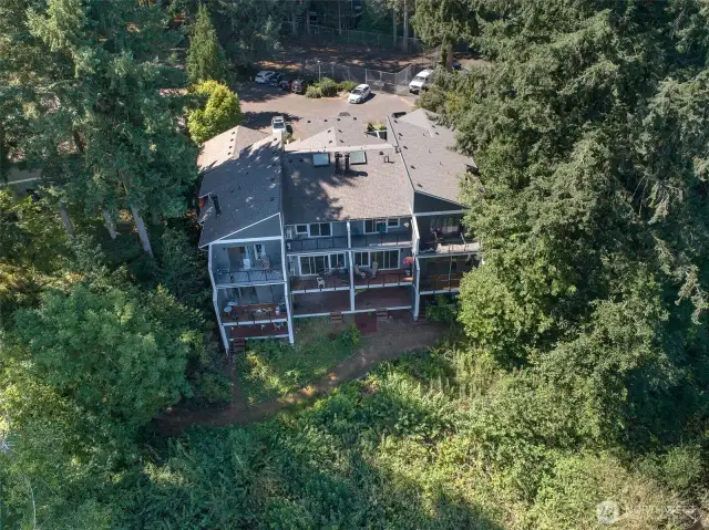 The unit is 3rd from the right with the hanging flower basket.  Notice all of the outdoor space on each floor.