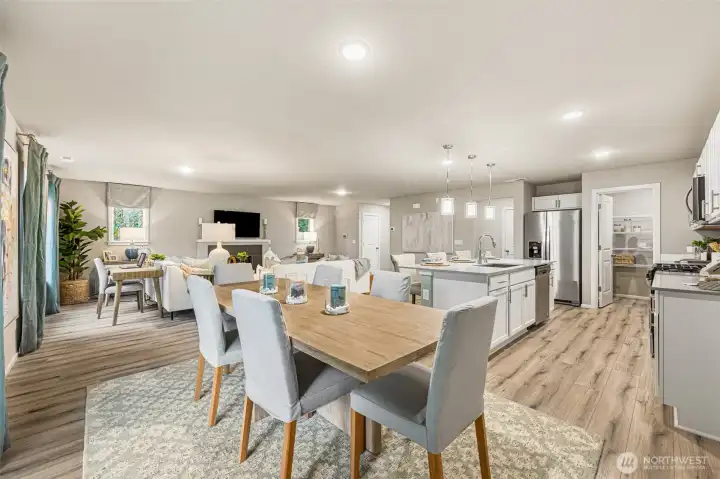 Phots are of the same floor plan in a different community. Finishes may vary.