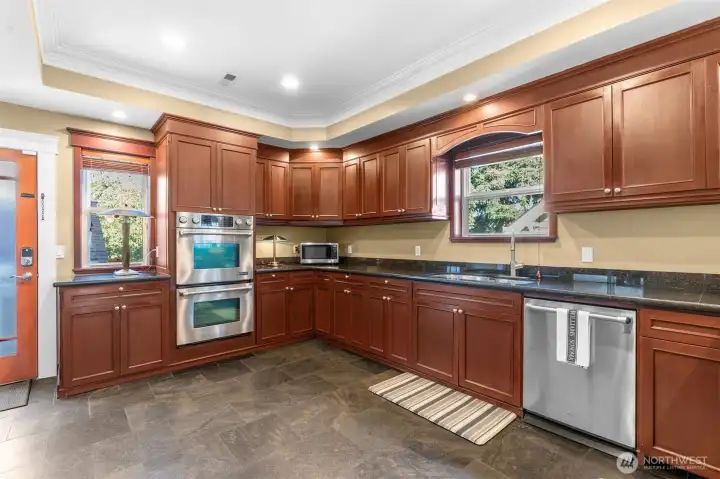 Spacious Kitchen