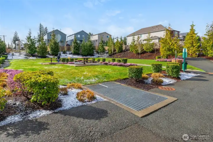 HOA park area