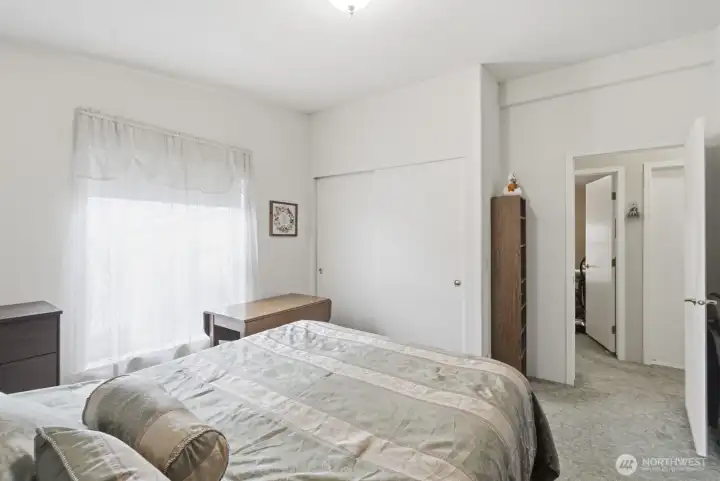 2nd Bedroom