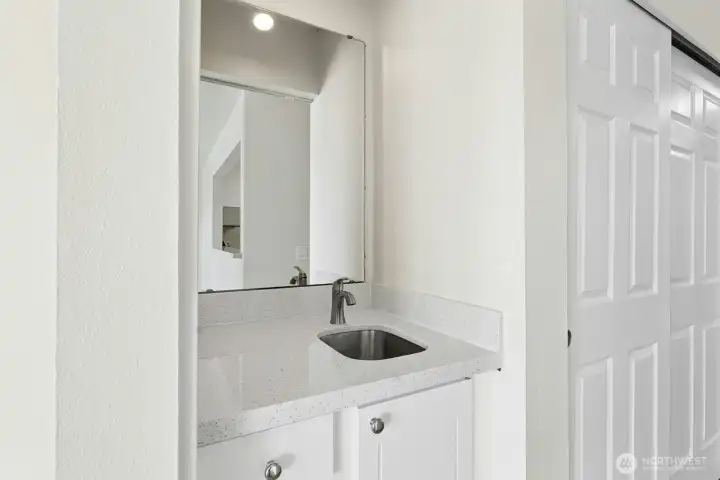 Butler sink