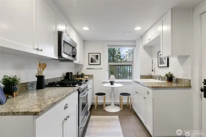 Granite countertops and soft close cabinets