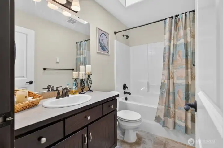 Main bathroom