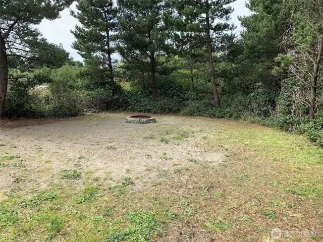 Fire pit